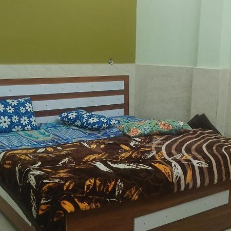 Shree Hari Guest House Ayodhya Экстерьер фото